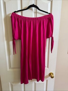 🌸 Michael Stars | Fuchsia Off-Shoulder Dress